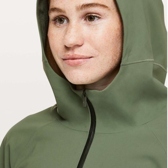 Lululemon Glyde Along Softshell Jacket Fleece Lined Green Twill Size 12 NWT - Picture 14 of 16